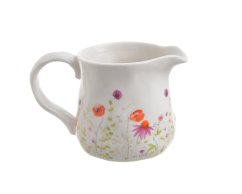 keramický džbánek s lučními květinami