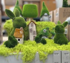 flokovaný zajíček 7,5 cm - zelená