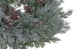 věnec z jehličí s šiškami 35 cm